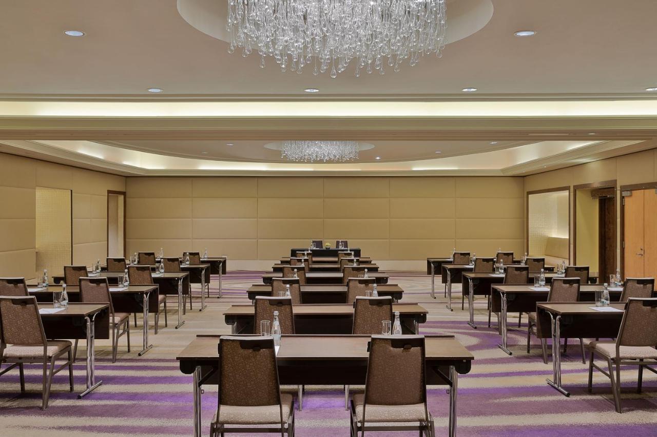 Vogo Abu Dhabi Golf Resort & Spa Formerly The Westin Abu Dhabi Golf Resort & Spa Exterior foto Meeting room